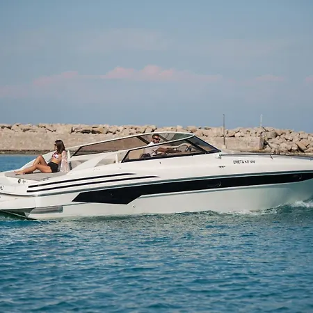 Botel Ionian View Yachts