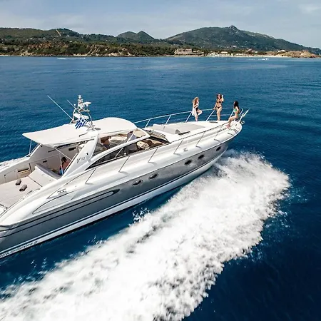 Ionian View Yachts Botel Zakynthos