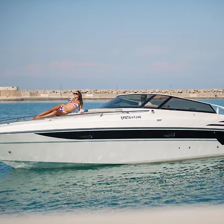 Ionian View Yachts Botel *